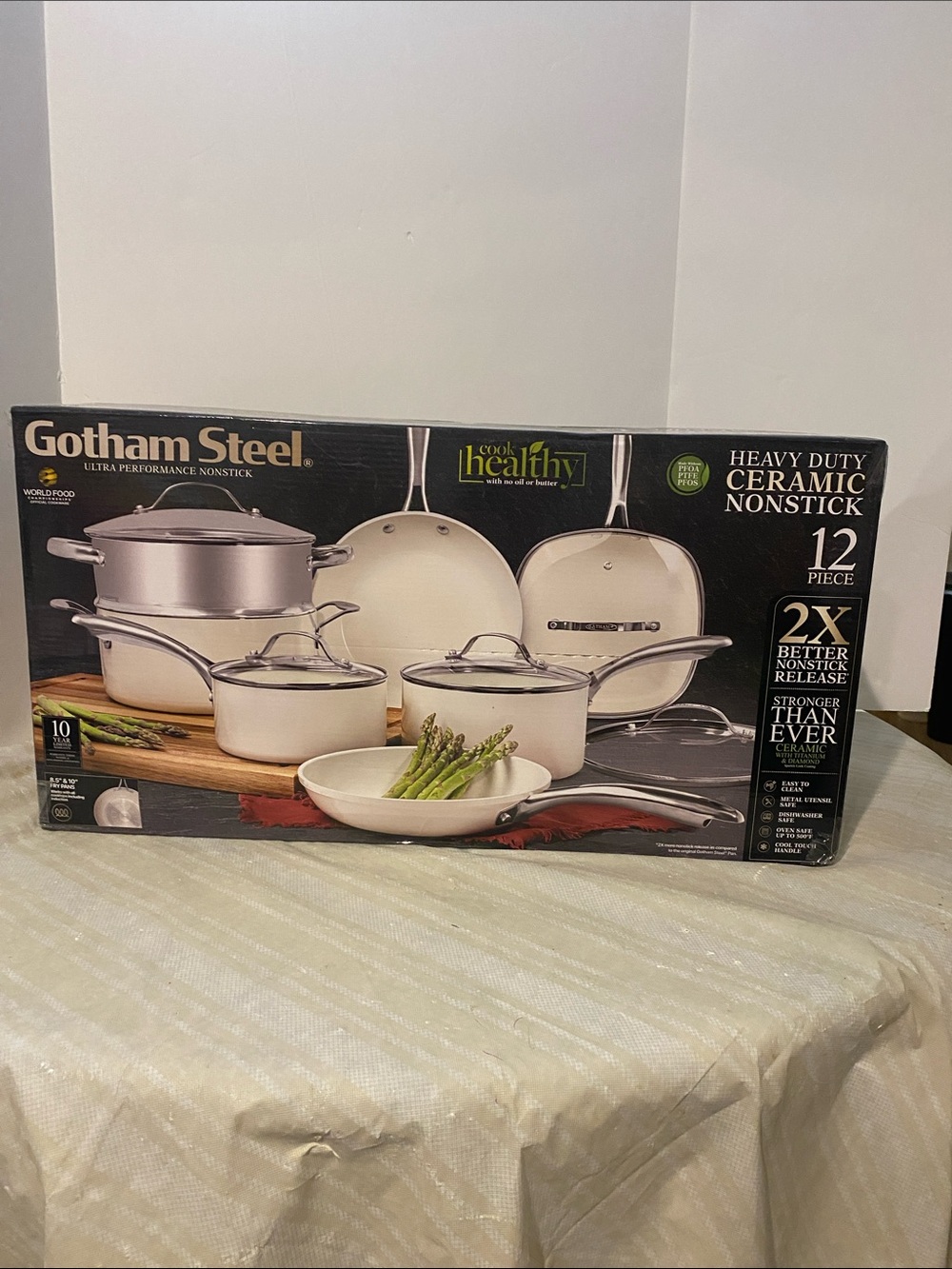 Gotham Steel 12-Piece Heavy Duty Ceramic Nonstick Cookware Set in White